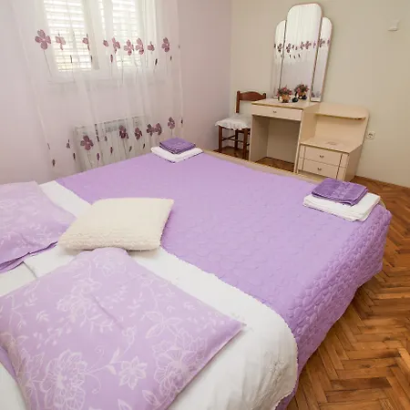Divna Apartamento *