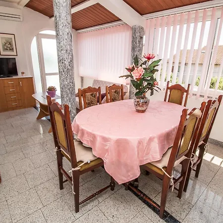 Apartment Divna Rovinj