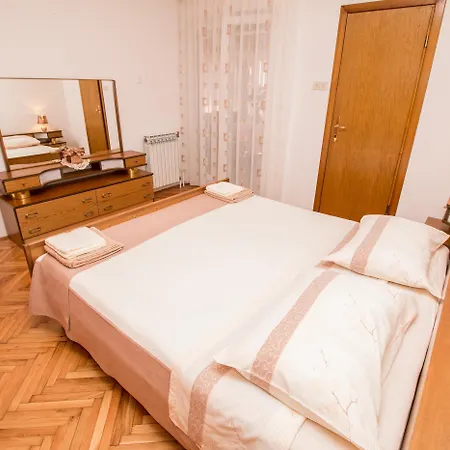Divna Apartamento