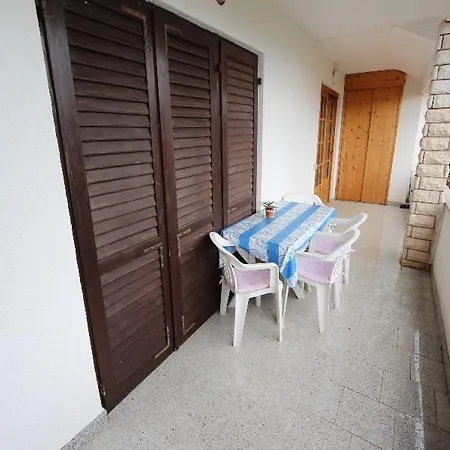 Apartment Divna *