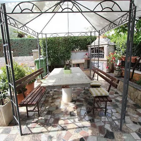 Divna Appartement
