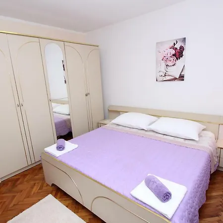 Apartment Divna *