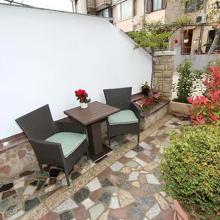 Divna Apartment *