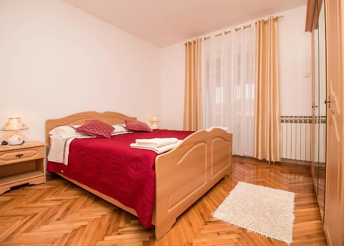 Divna Apartament *
