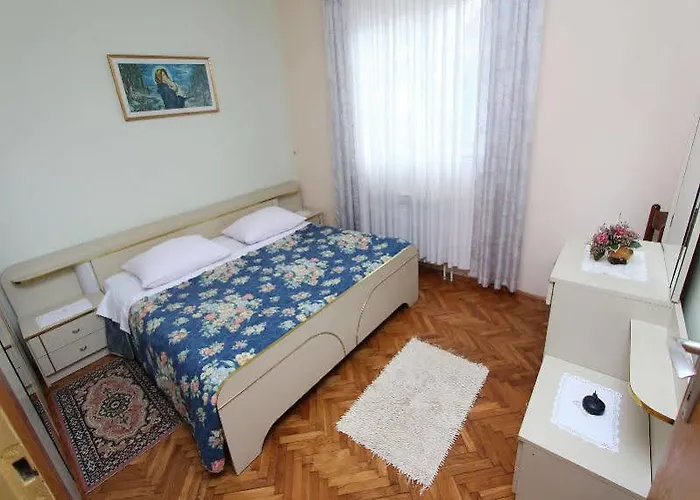 Divna Apartament *